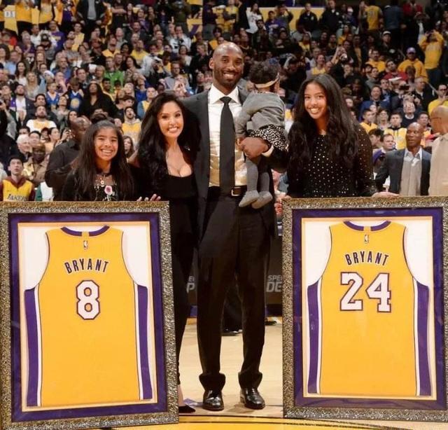 两个年轻小 两个年轻小