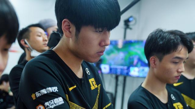 在赛季间歇 在赛季间歇