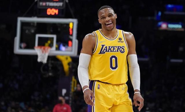 桑托斯在亚 桑托斯在亚