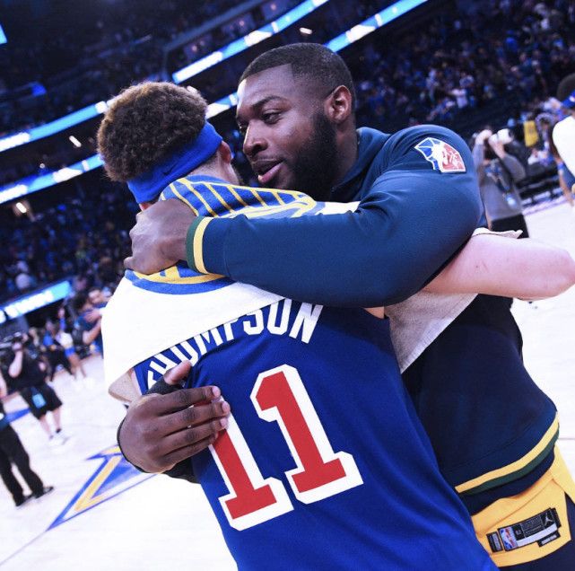 以此为背景 以此为背景